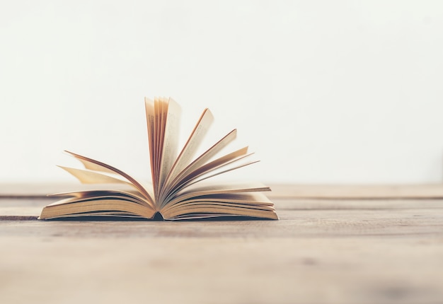 玩家必看教程“微乐麻将挂先试用后付款”(原来确实是有挂)